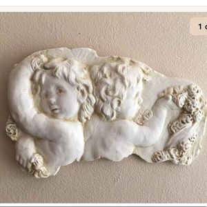 Vtg Marbled-Bonded Hand Cast Cherub Wall Hanging